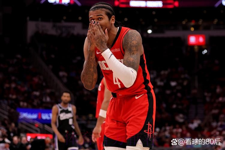 伤愈回归！杰林替补出战14分钟，得到9分5篮板1助攻1抢断1帽